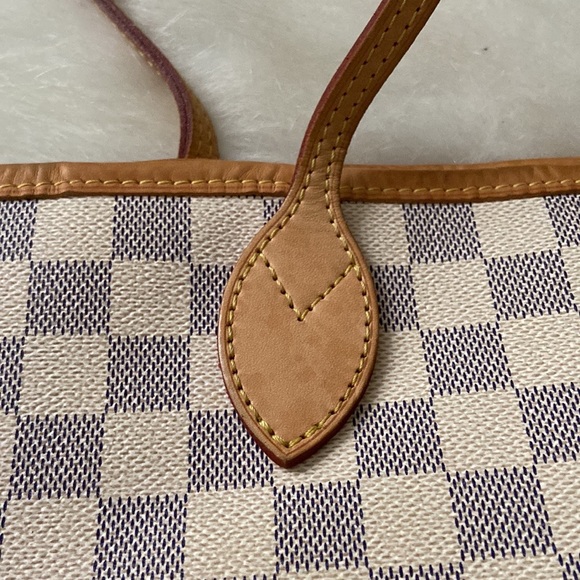 Louis Vuitton Damier Azur Neverfull MM - Picture 12 of 16